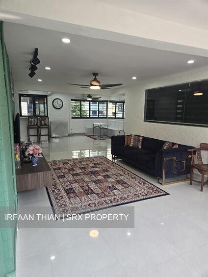 Blk 212 Yishun Palm Spring (Yishun), HDB 5 Rooms #570125011